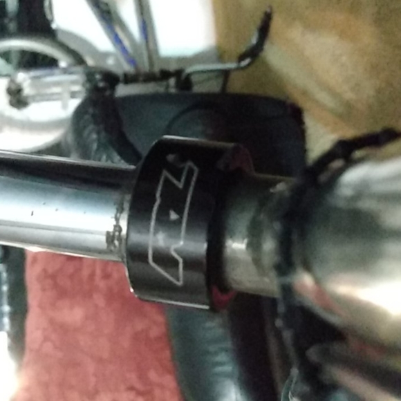 '76 Redline Square back - Picture 3 of 6